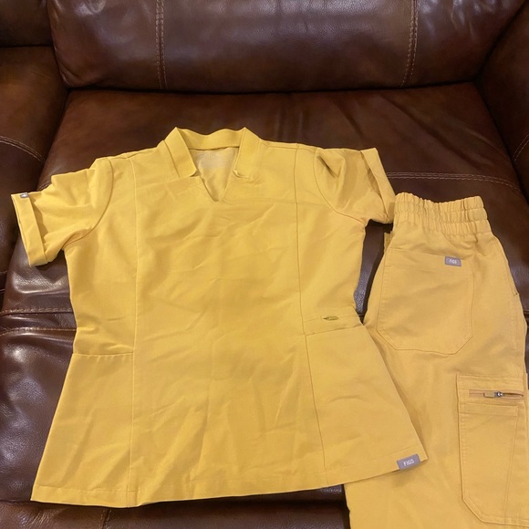 Figs Other Figs Scrub Set Light Gold Poshmark